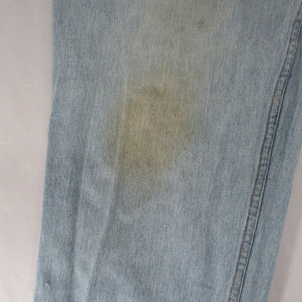 Levis 560 Jeans Mens‎ Size 33x30 (Actual 32x27) Loose Fit Tapered Leg Blue Denim